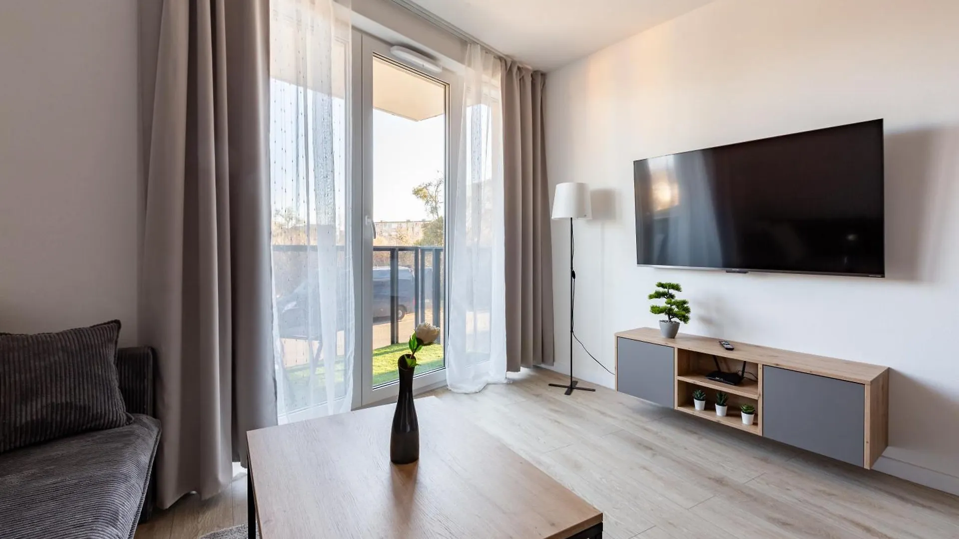 Mostek Glamour Studio Gdansk 0*,  Poland