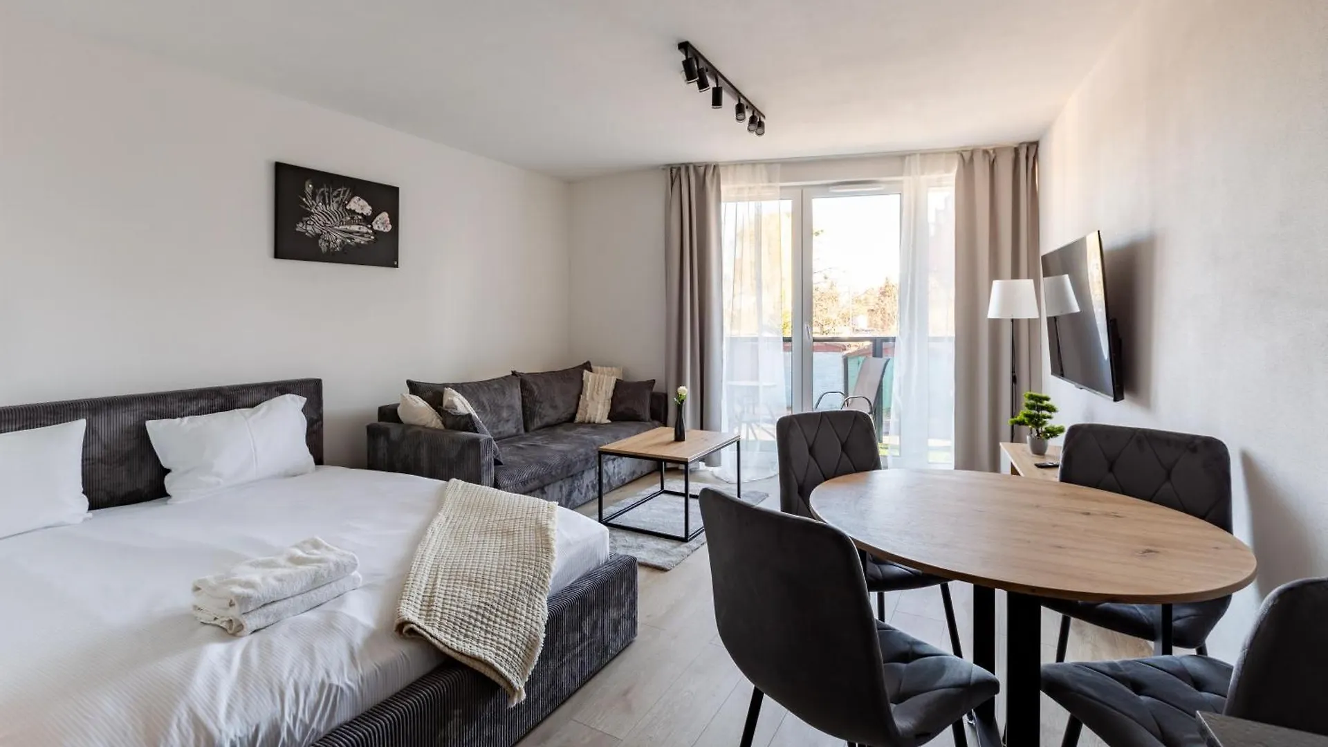 Mostek Glamour Studio Gdansk